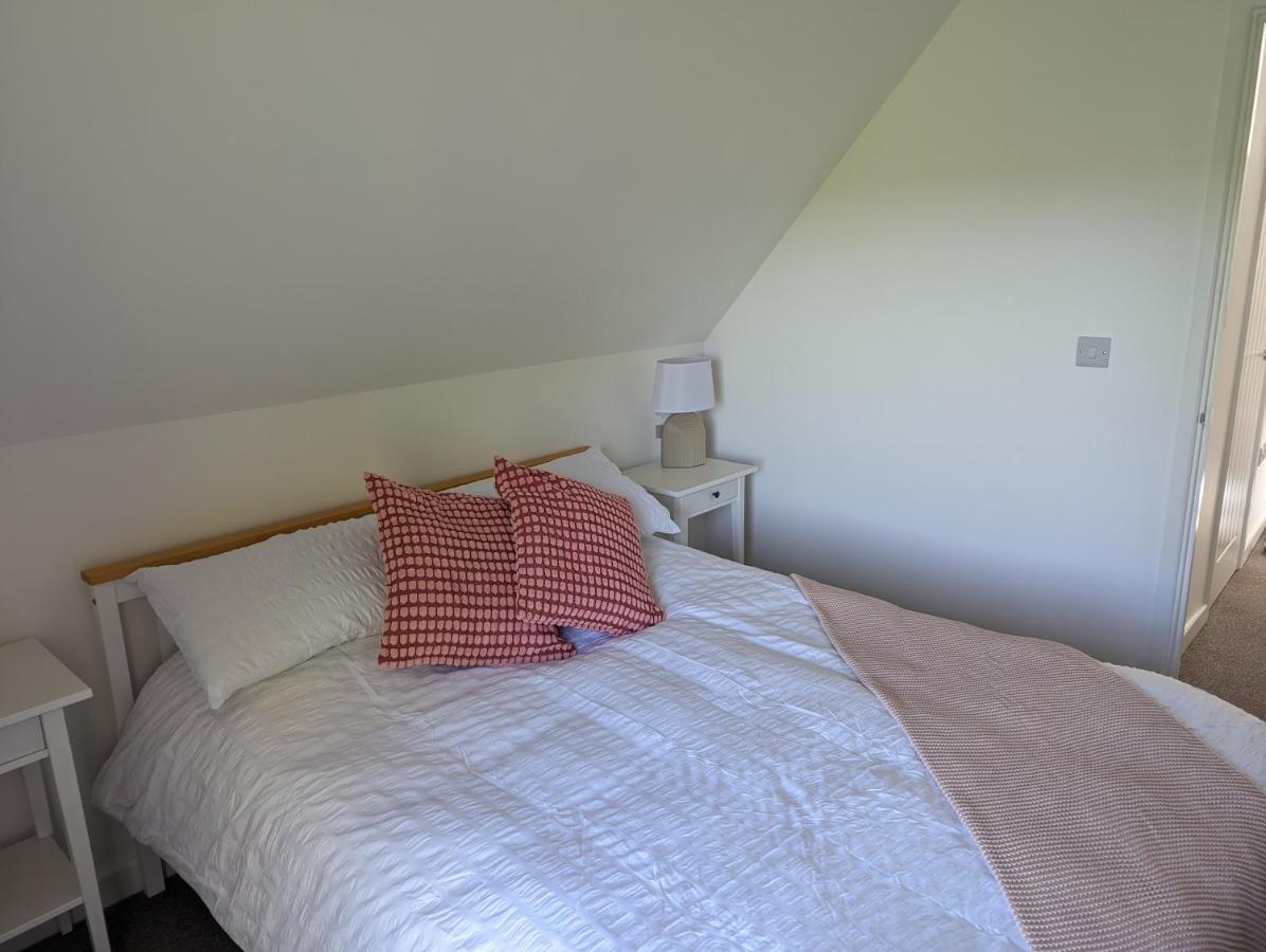 Myrtle Stables - Converted, Self-Contained, Countryside Hernhill 외부 사진